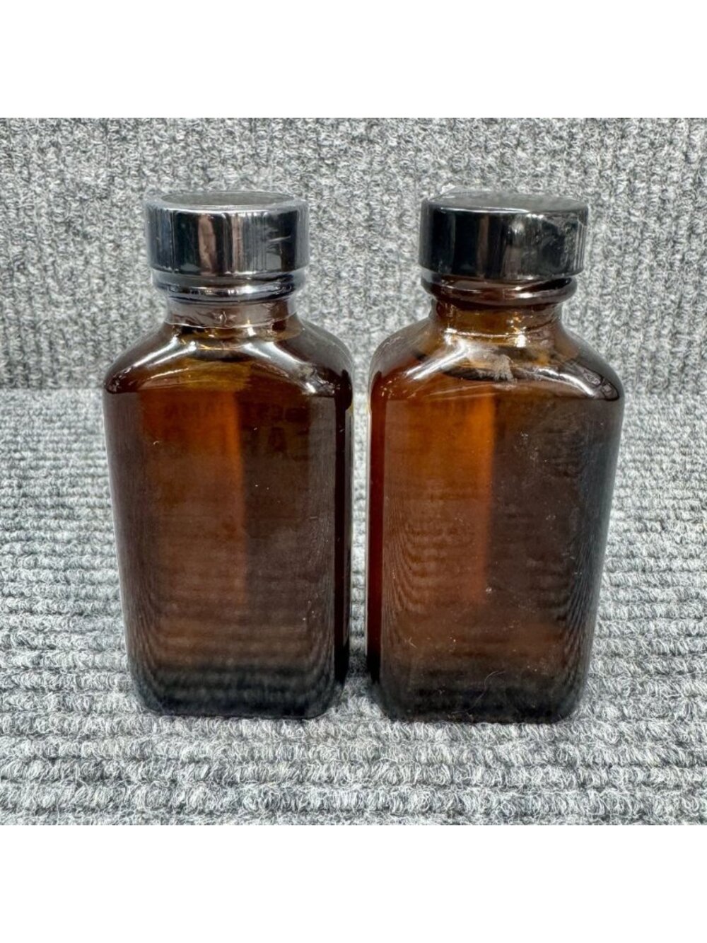 Lot Of 2 Duke Cannon Best Damn Beard Oil Redwood Scent 3 Oz each NEW - Picture 2 of 4